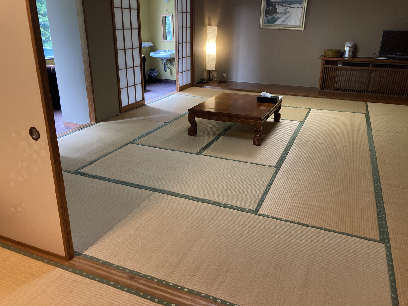 和室3畳＋16畳（4〜8名）