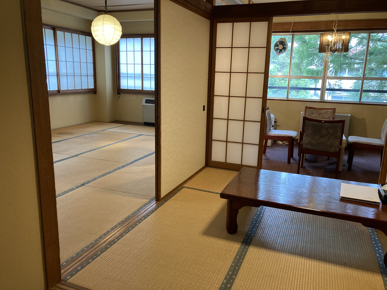 和室4.5畳+洋室4.5畳＋和室14畳（4〜6名）