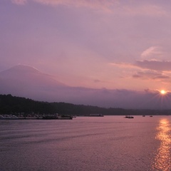 ｻﾝｾｯﾄｸﾙｰｽﾞ(湖と夕日)