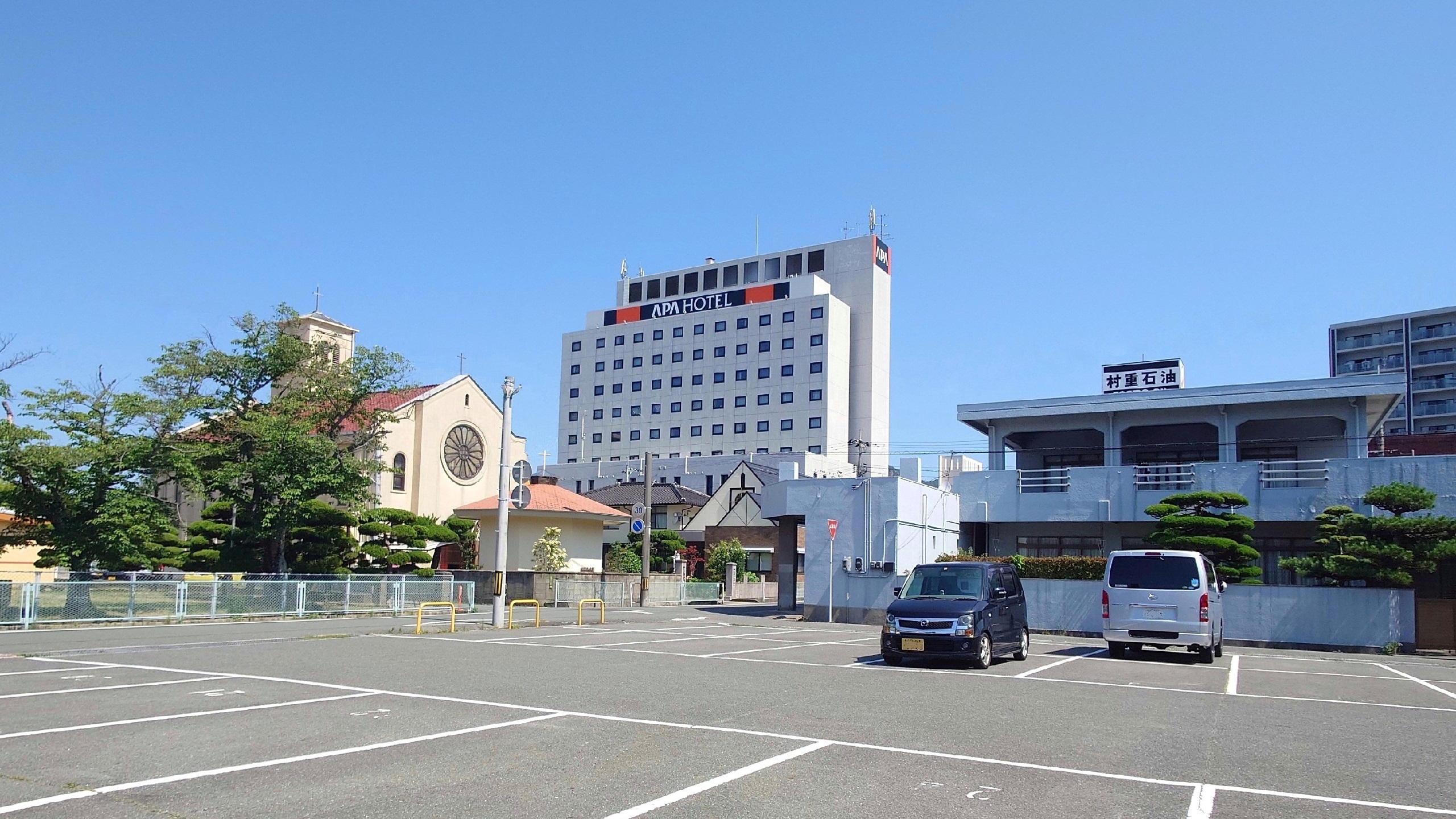 JR防府駅側から望むアパホテル〈山口防府〉
