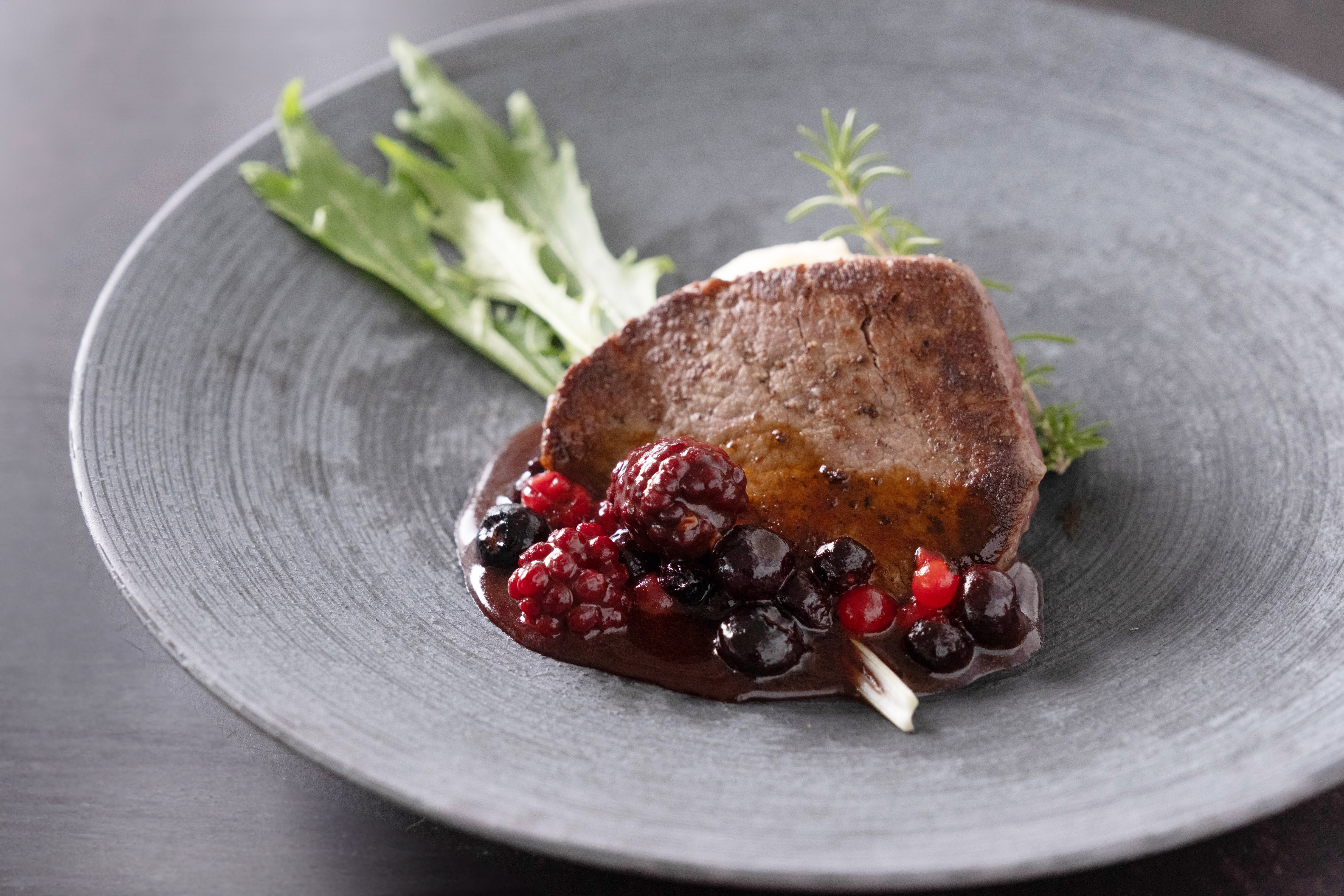 Anniversaryプラン選べるメニュー（牛フィレ肉のソテー）