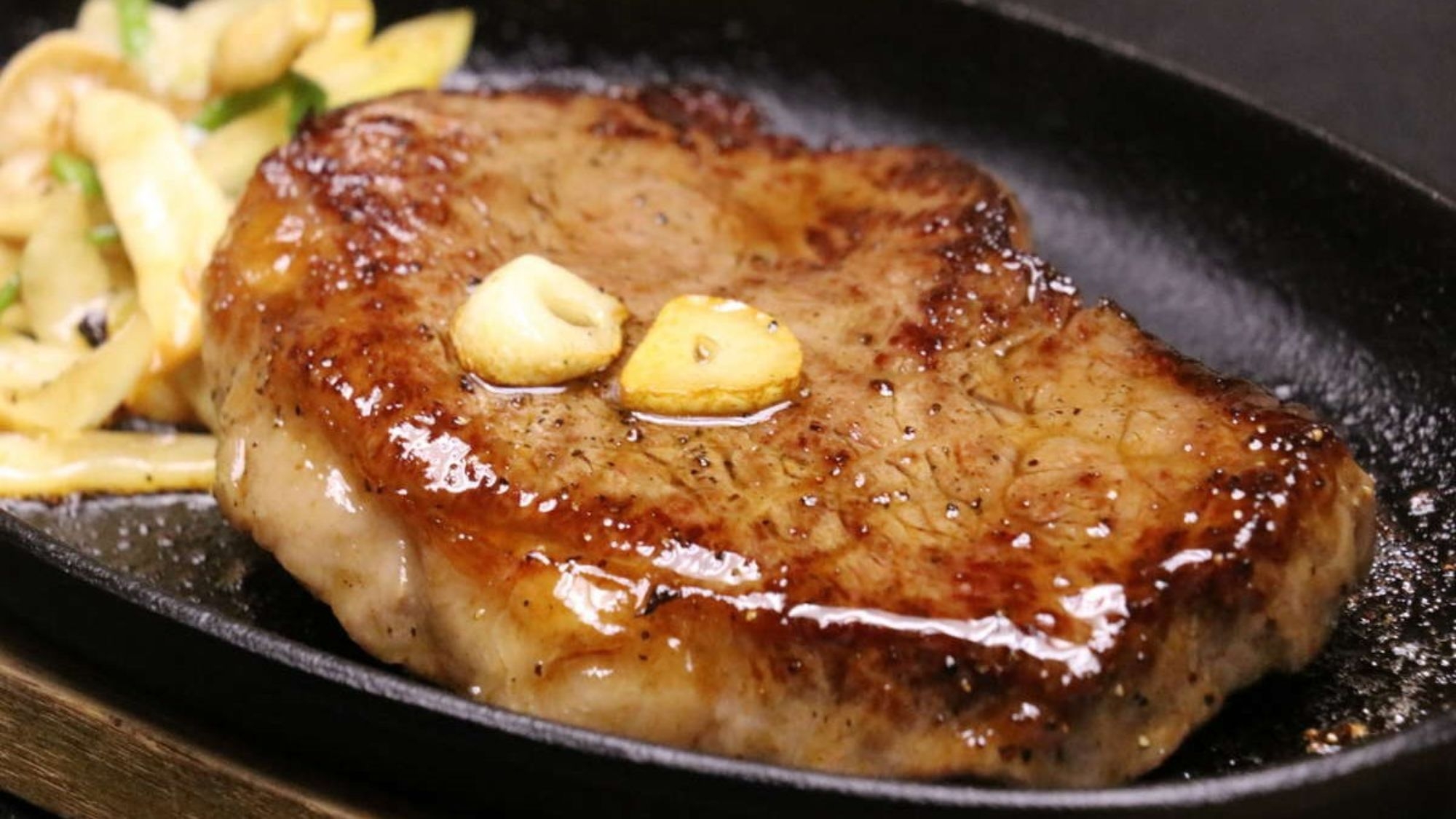 【最上級＜謙信会席＞】究極の米沢牛Ａ５ランクステーキ！貸切風呂無料＆乾杯酒付〇至高の美食と名湯に寛ぐ