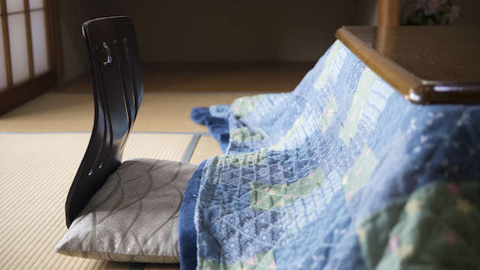 冬期間（11月中旬～3月中旬）はこたつであったか