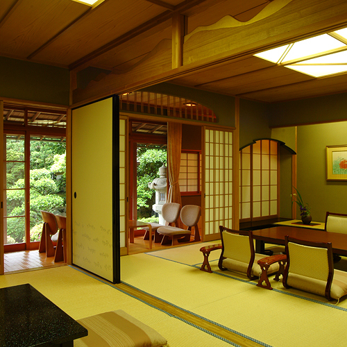 Japanese-style room 16 tatami mats