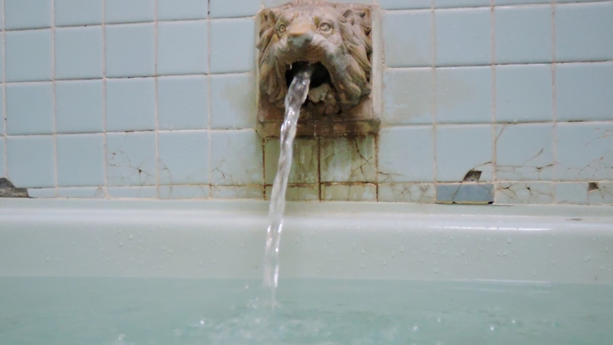 *【お風呂】静岡・井川の天然温泉を汲んでおります。