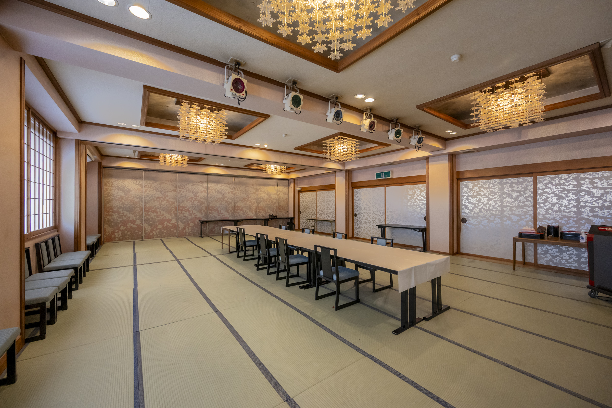 宴会場「羽衣」