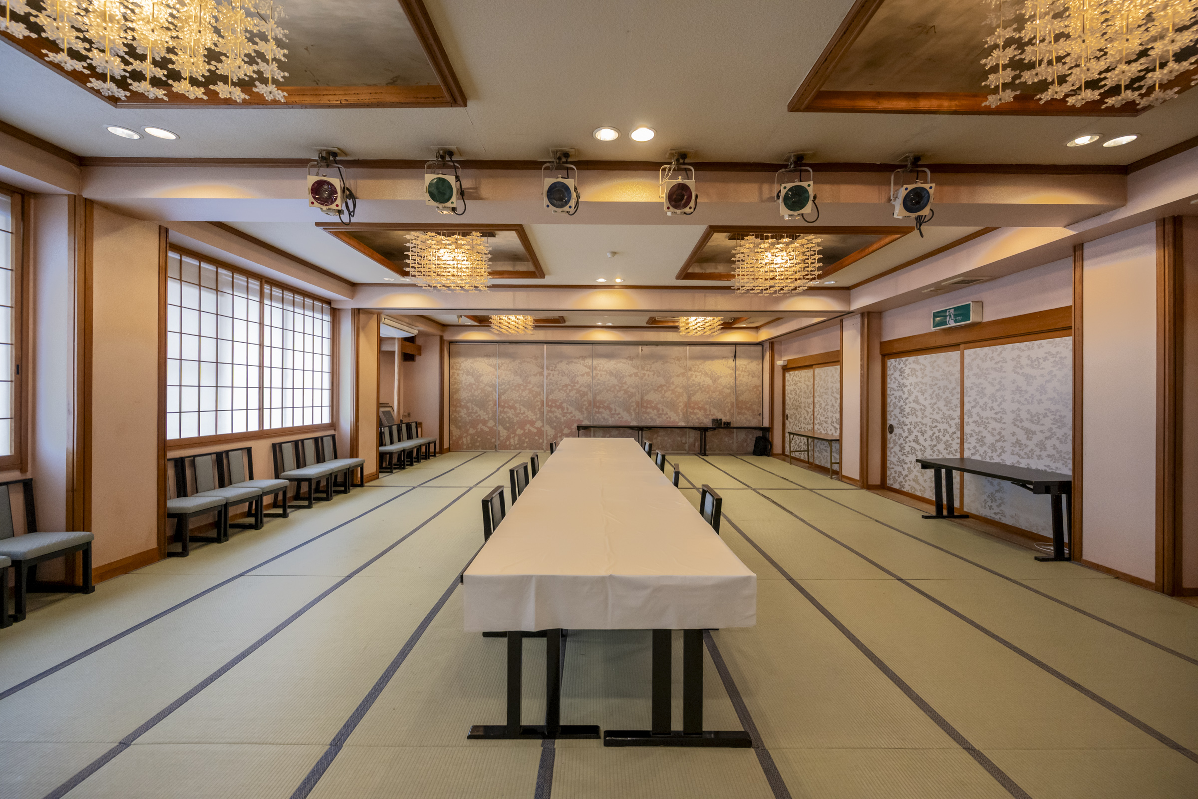 宴会場「羽衣」