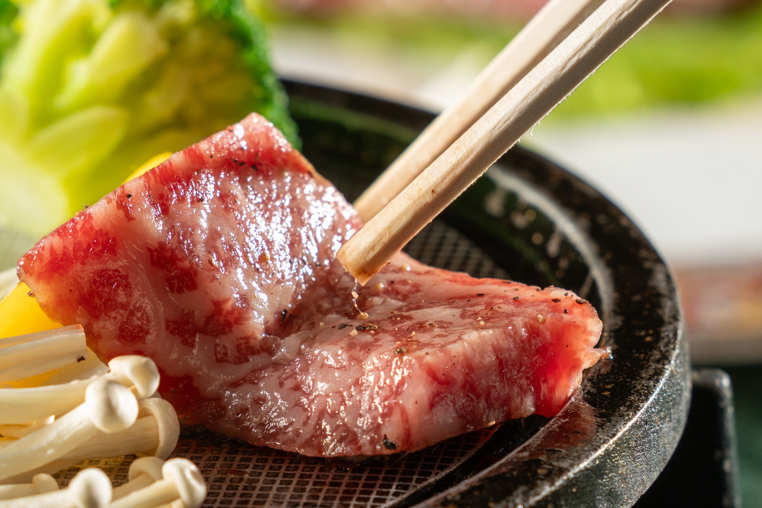 【国産和牛の鉄板焼き】