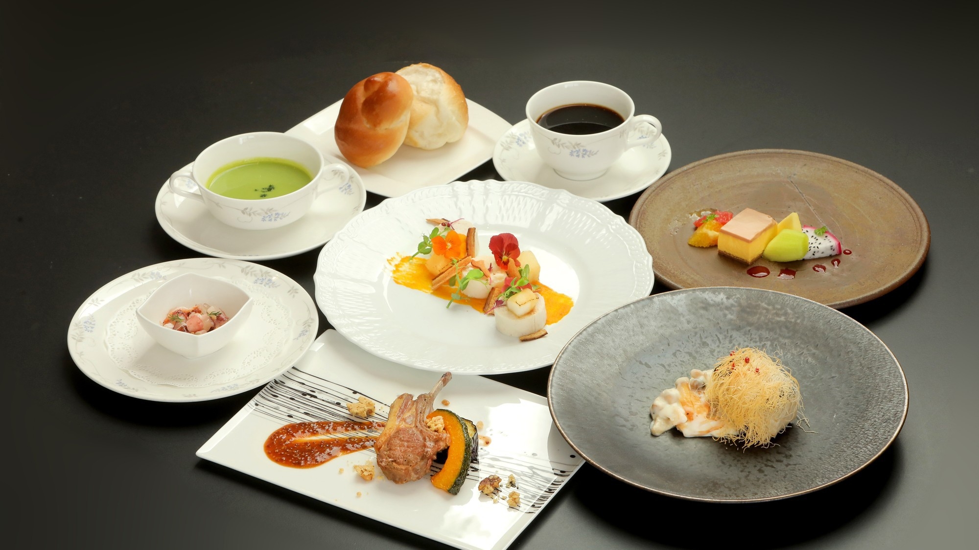 【夕食はレストランで季節のフルコースディナー】２食付プラン（夕朝食付）