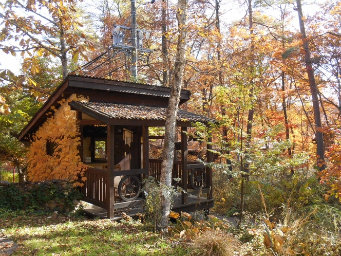 秋のガーデンハウス