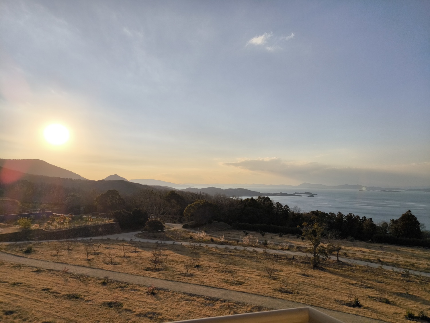 【夕陽の和室】風景