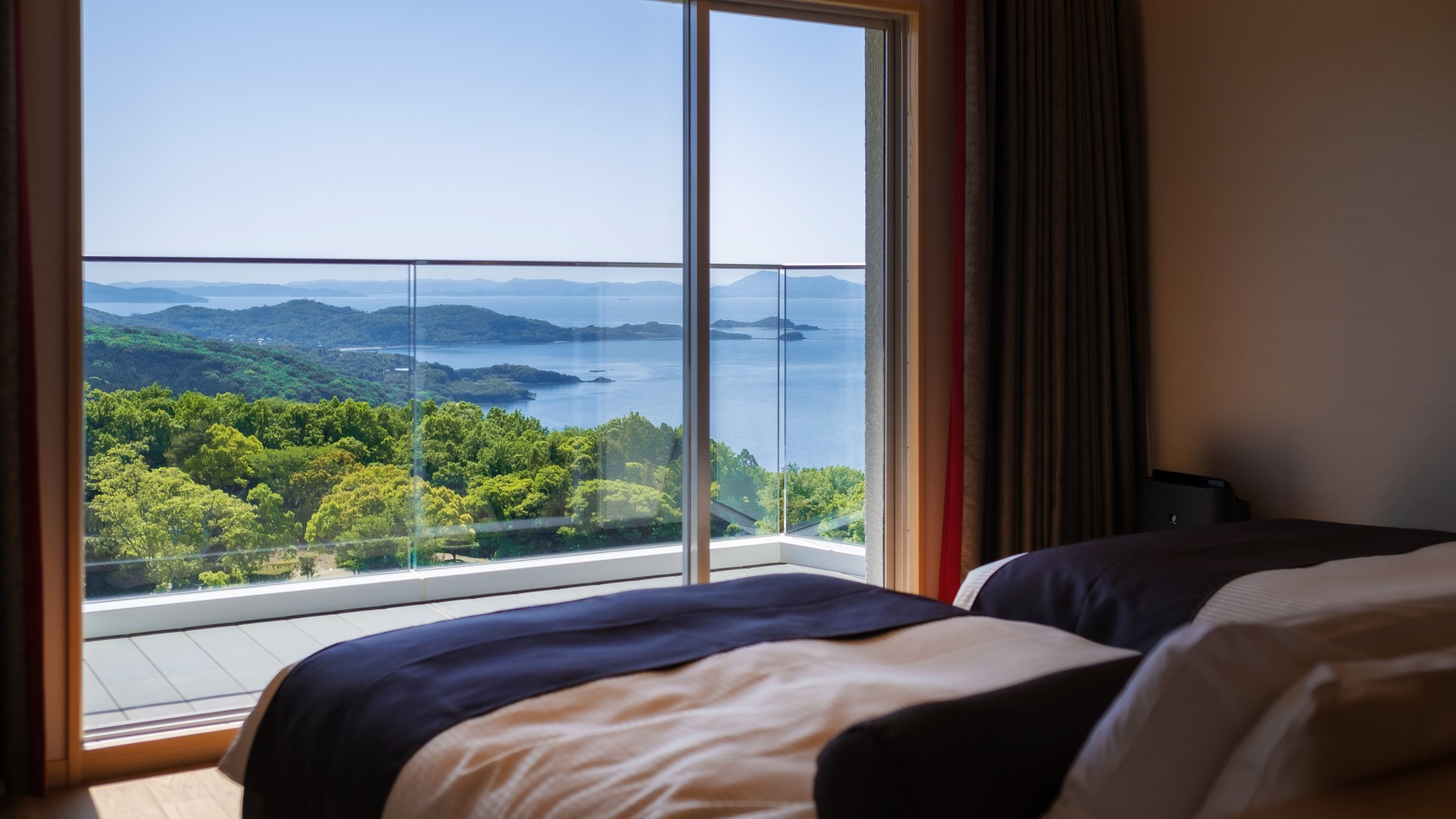 【エグゼクティブフロア】テラススイート　ビューバス　コネクト／96平米■定員4名