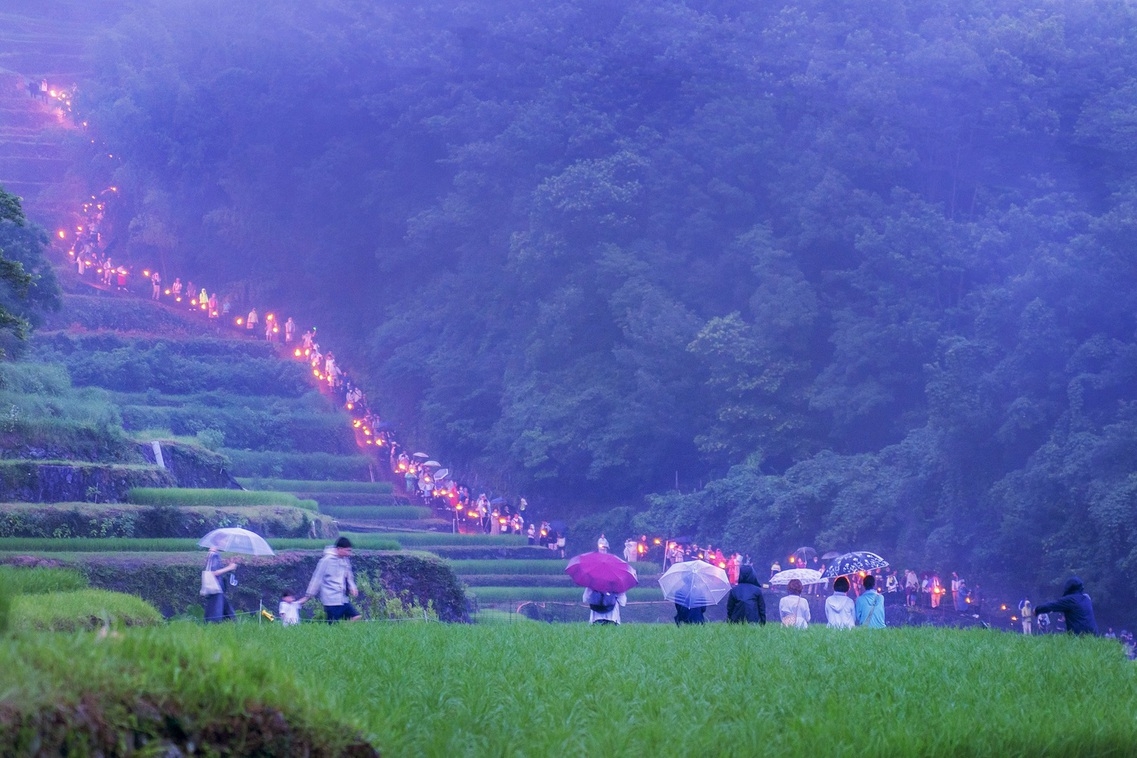 〇【7/4限定・参加型体験】中山の虫送り｜火の行列に加わる特別な夜＜夕朝食付＞