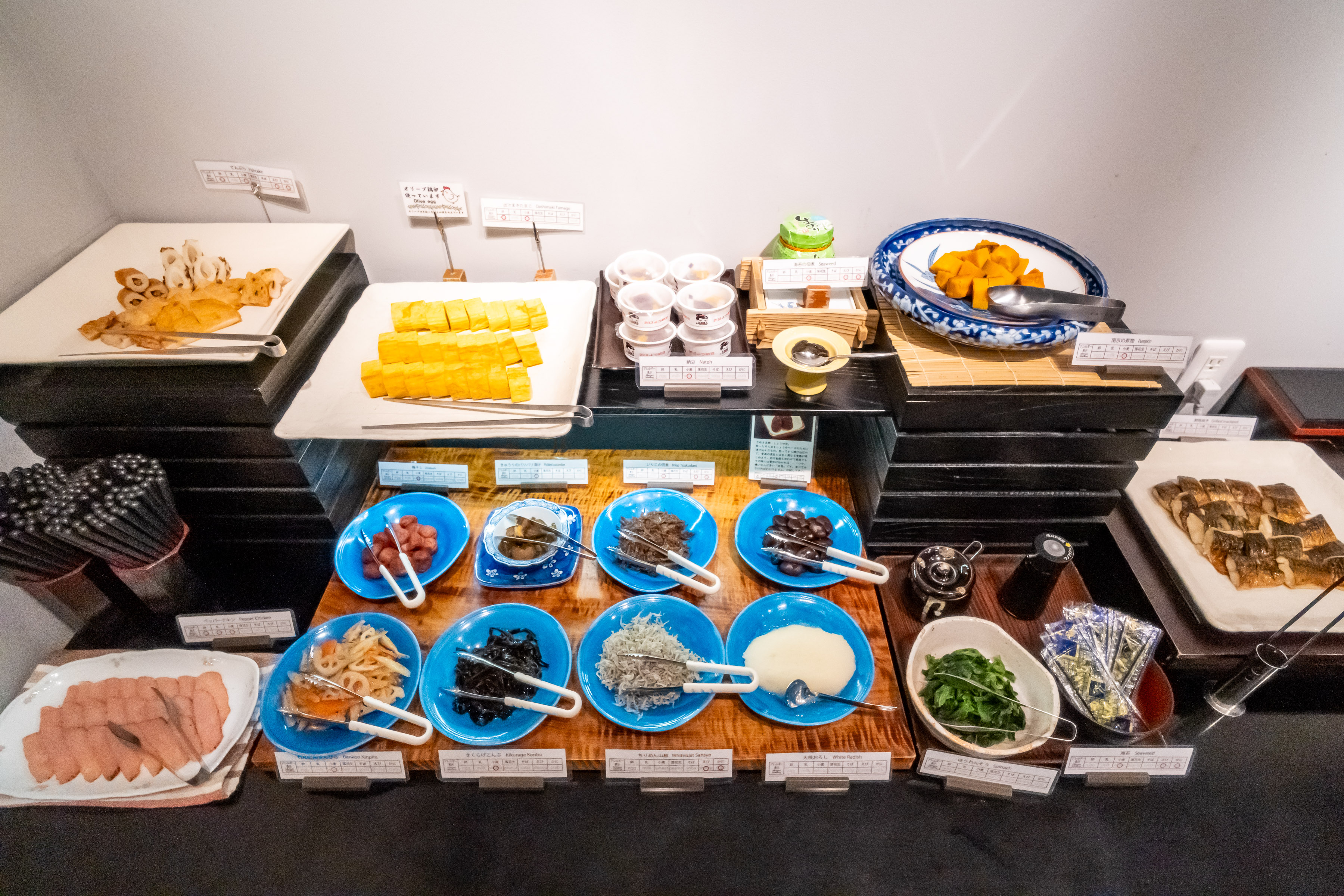 朝食バイキング