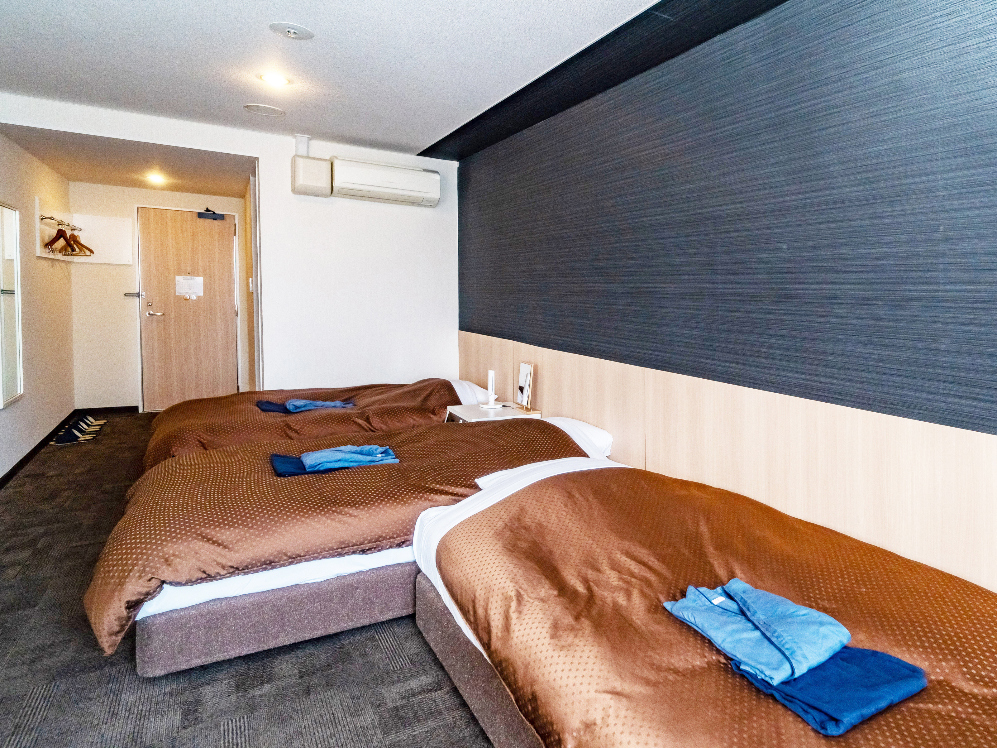 トリプルルーム