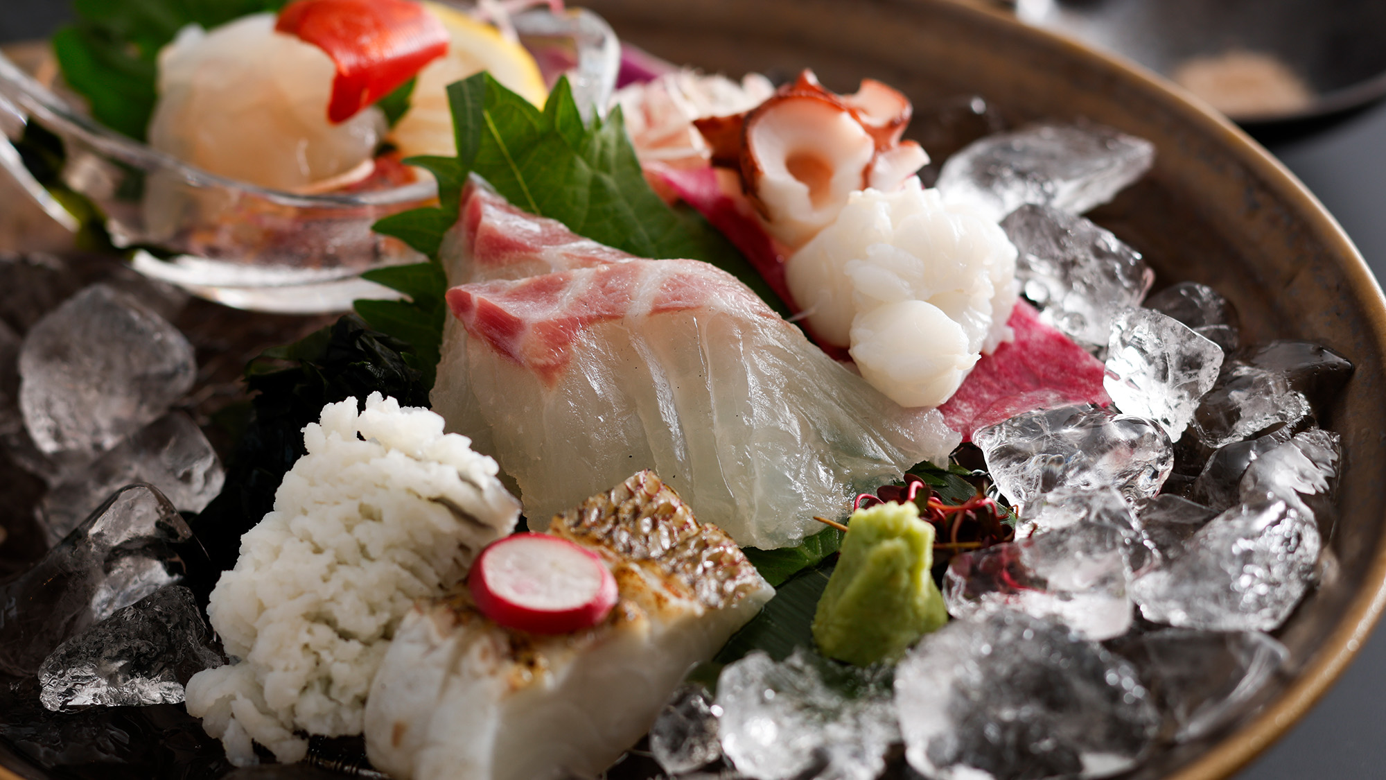 新鮮な海の幸を使ったお造り取合せ(料理イメージ)