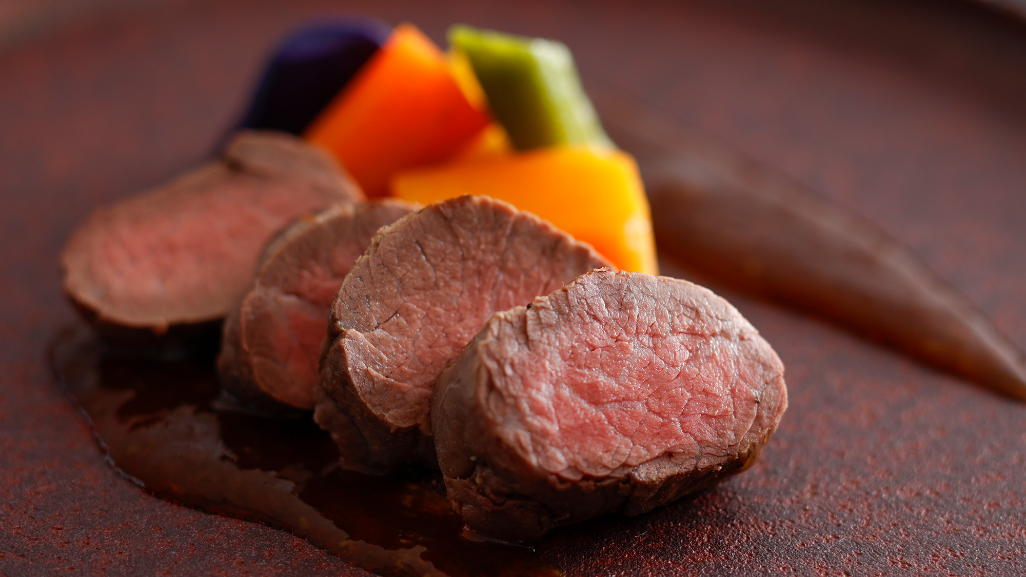 風味豊かな特選淡路牛のステーキ(料理イメージ)