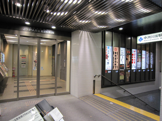 雨の日でも安心♪♪「福岡市営地下鉄」出入口直結