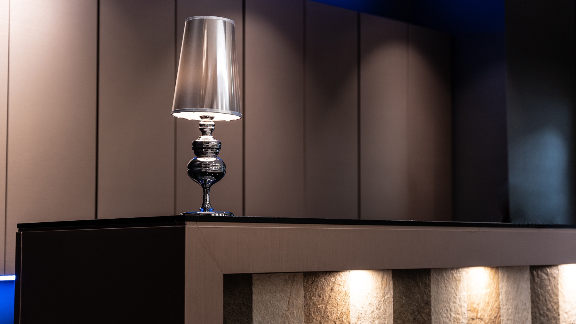 フロントデスク