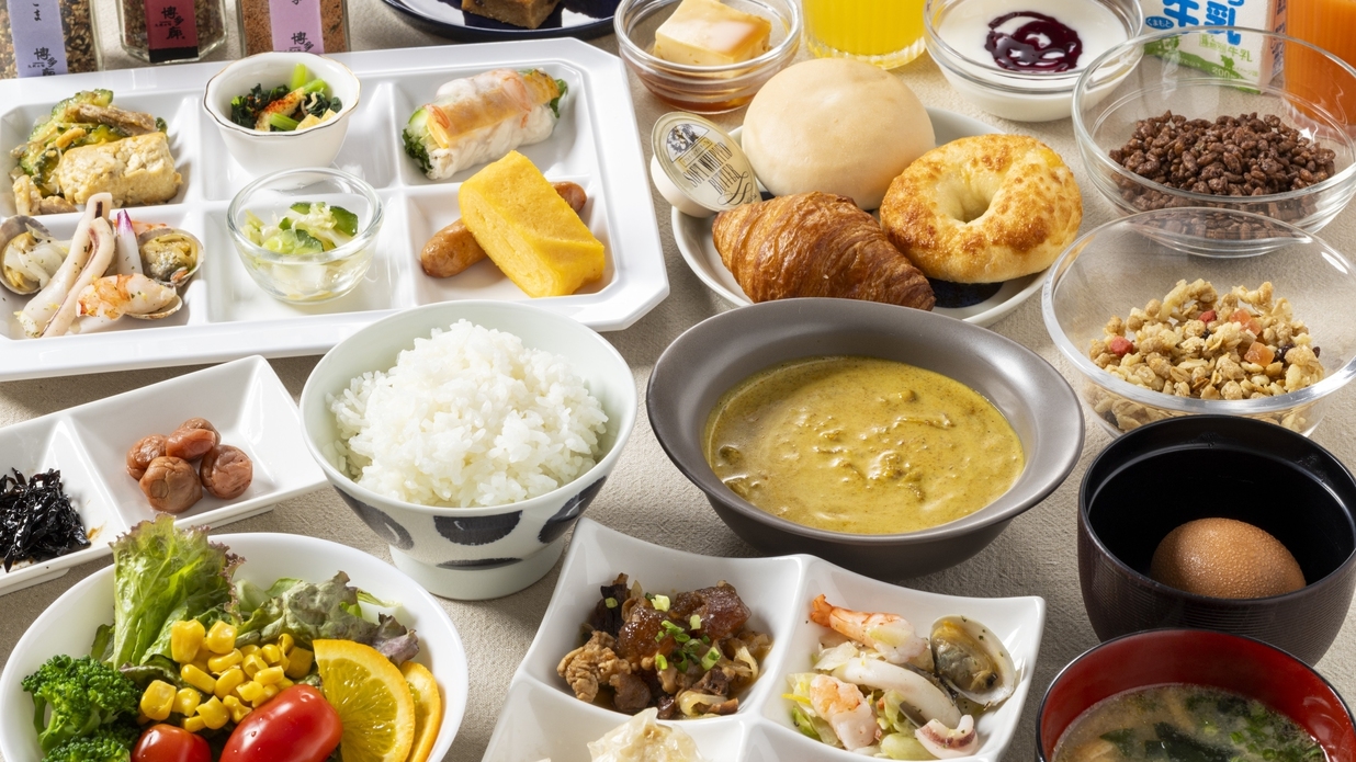 【朝食バイキング】リピート続出のスリランカカレーとバラエティ豊かな和洋バイキング。