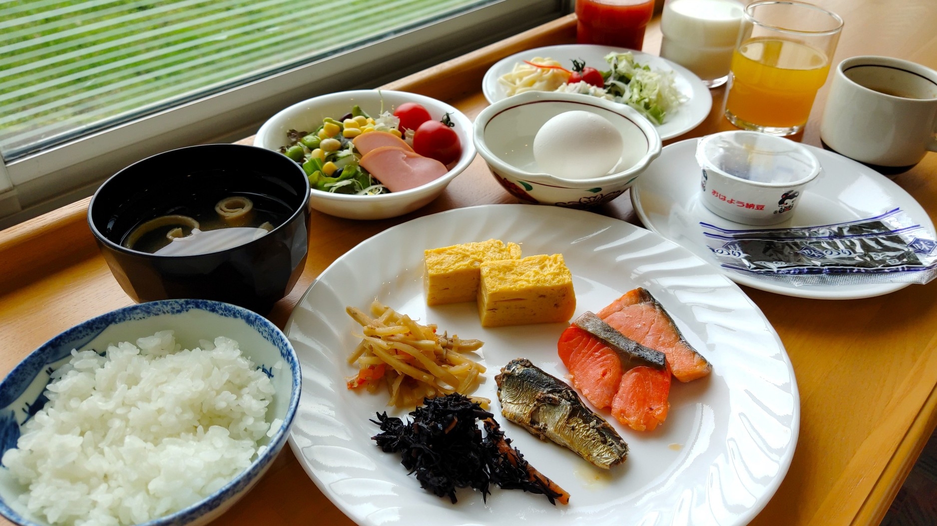 ◆道の駅併設の天然温泉ホテルは国道沿いで好アクセス♪朝食は地元の新鮮野菜など和洋バイキング【朝食付】