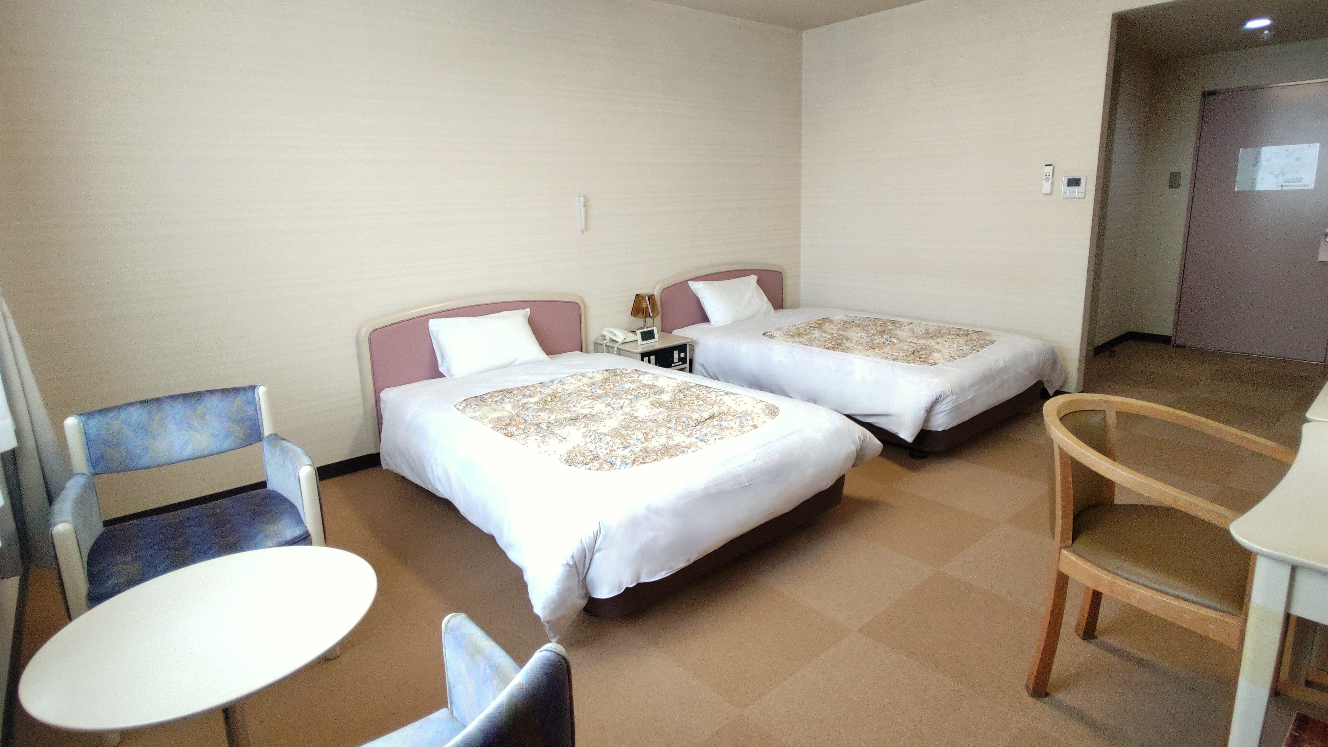 ◆【禁煙】洋室デラックスツインルーム（バス・トイレ付）／24㎡