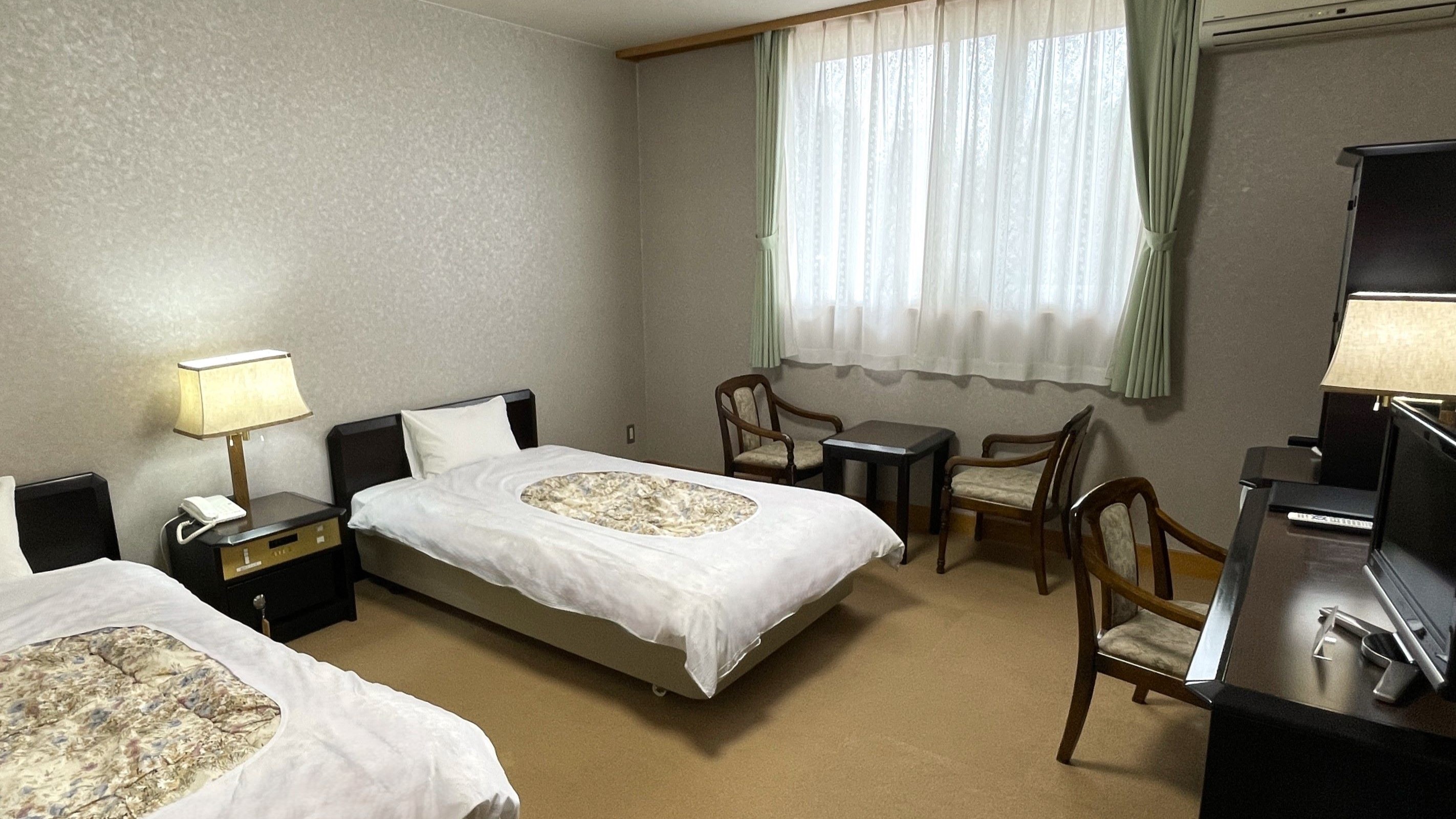 ◆【禁煙／ふるさと館】洋室ツインルーム（バスなし・トイレ付）／24㎡