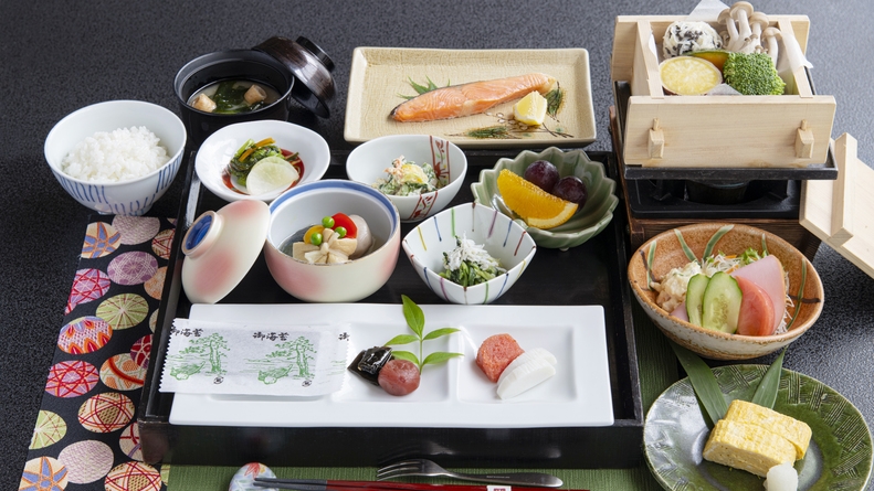 【60歳以上限定】大人のご褒美旅。少量美味会席＆選べる1杯付