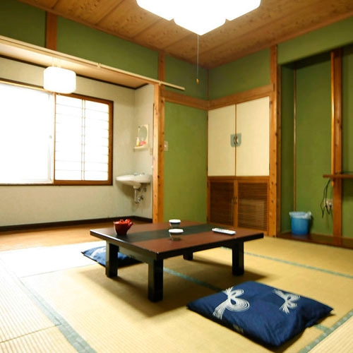 おまかせ和室(8-12畳)トイレ付