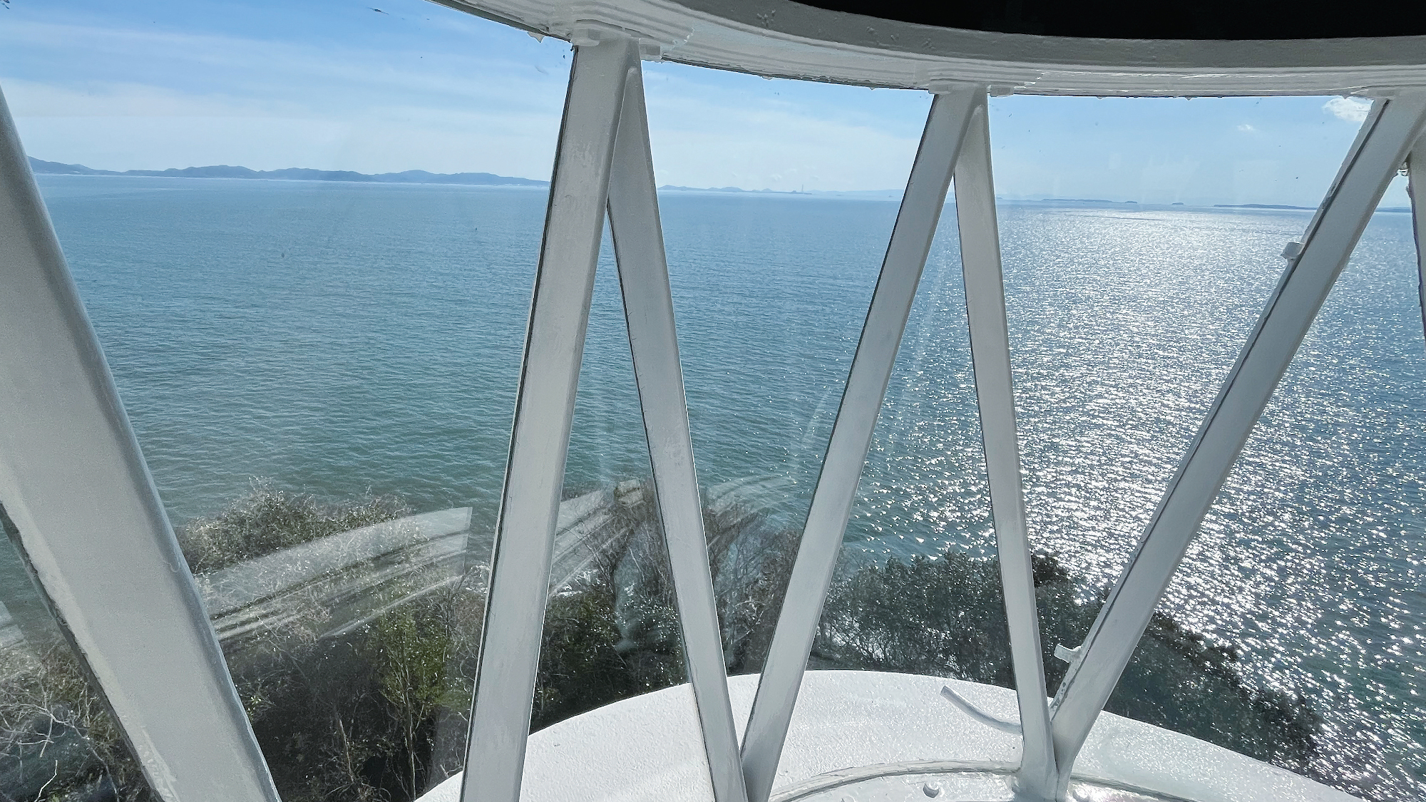 橋田鼻灯台　灯室内からの眺め