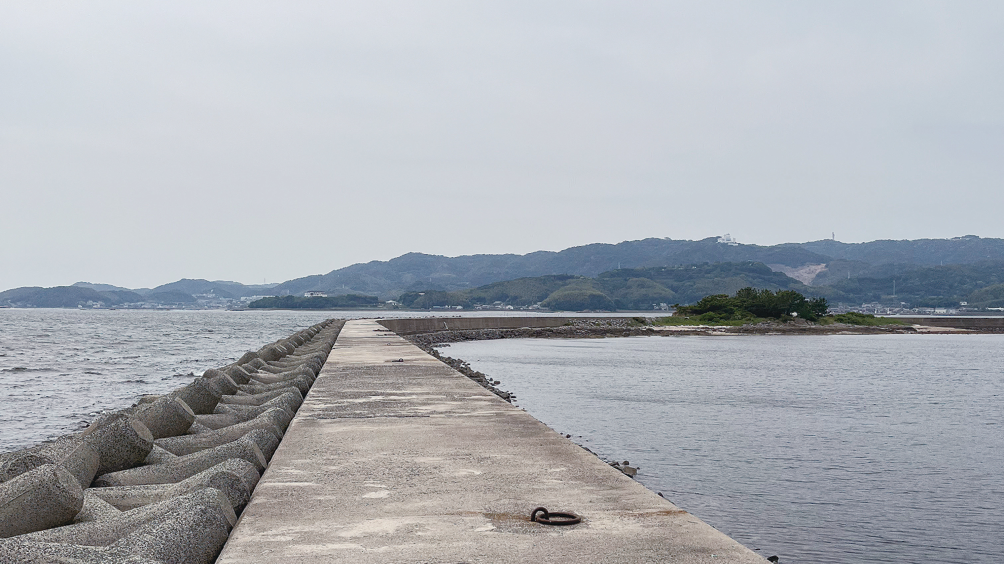 松島へつづく歩道