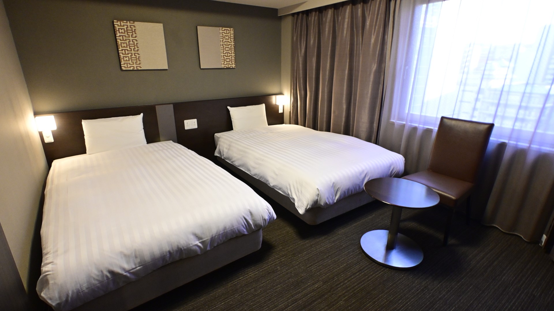 ◆ツインルーム21.5平米(ベッド幅120cm&times;205cm&times;2台◆