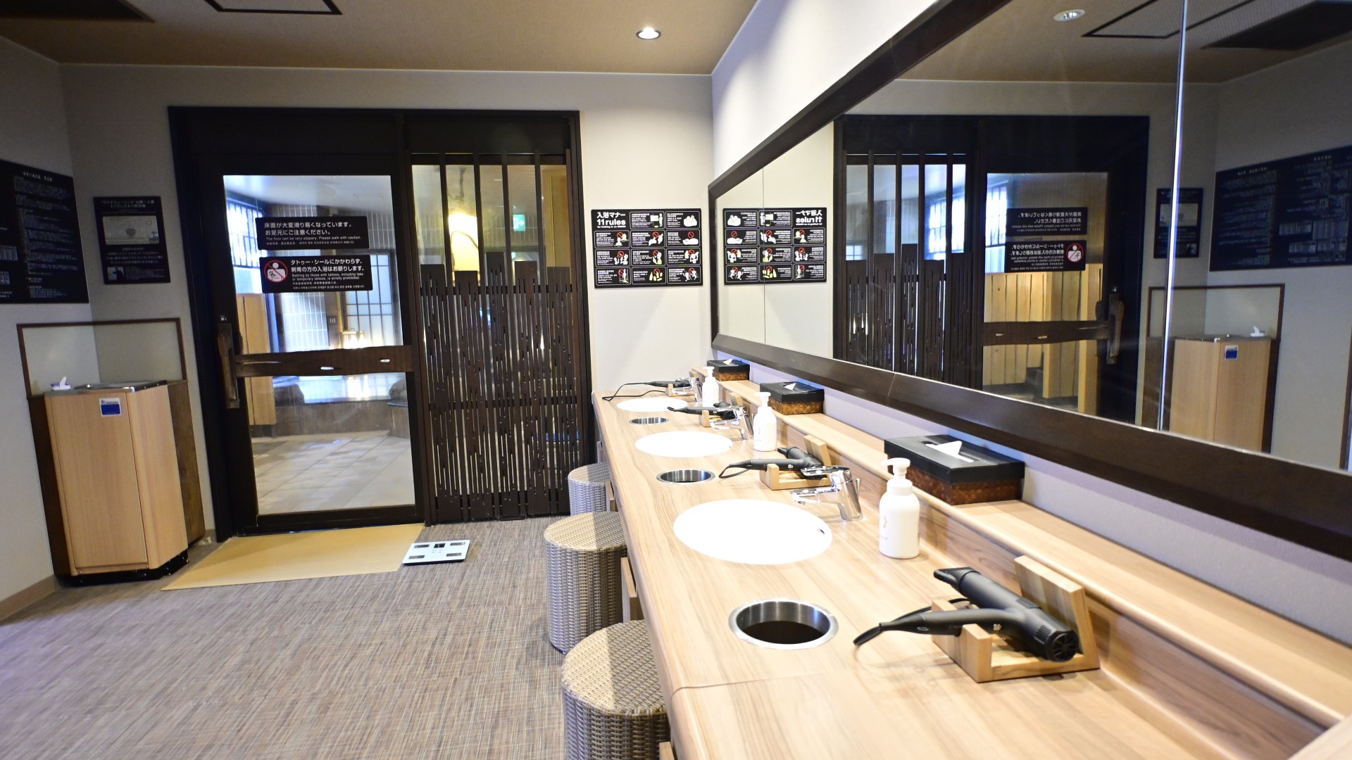 ◆男子 脱衣所◆