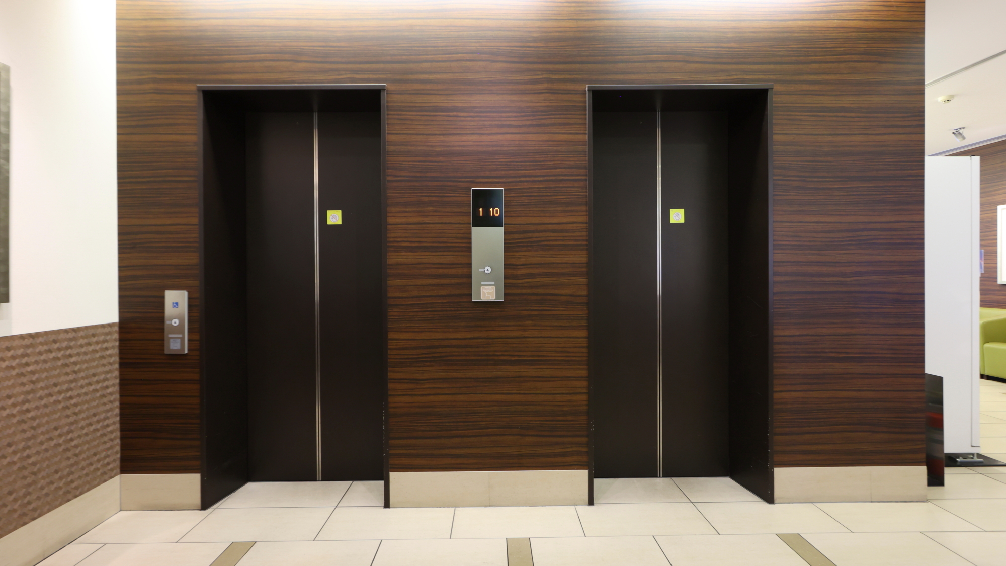 ◆エレベーターは2基あります。