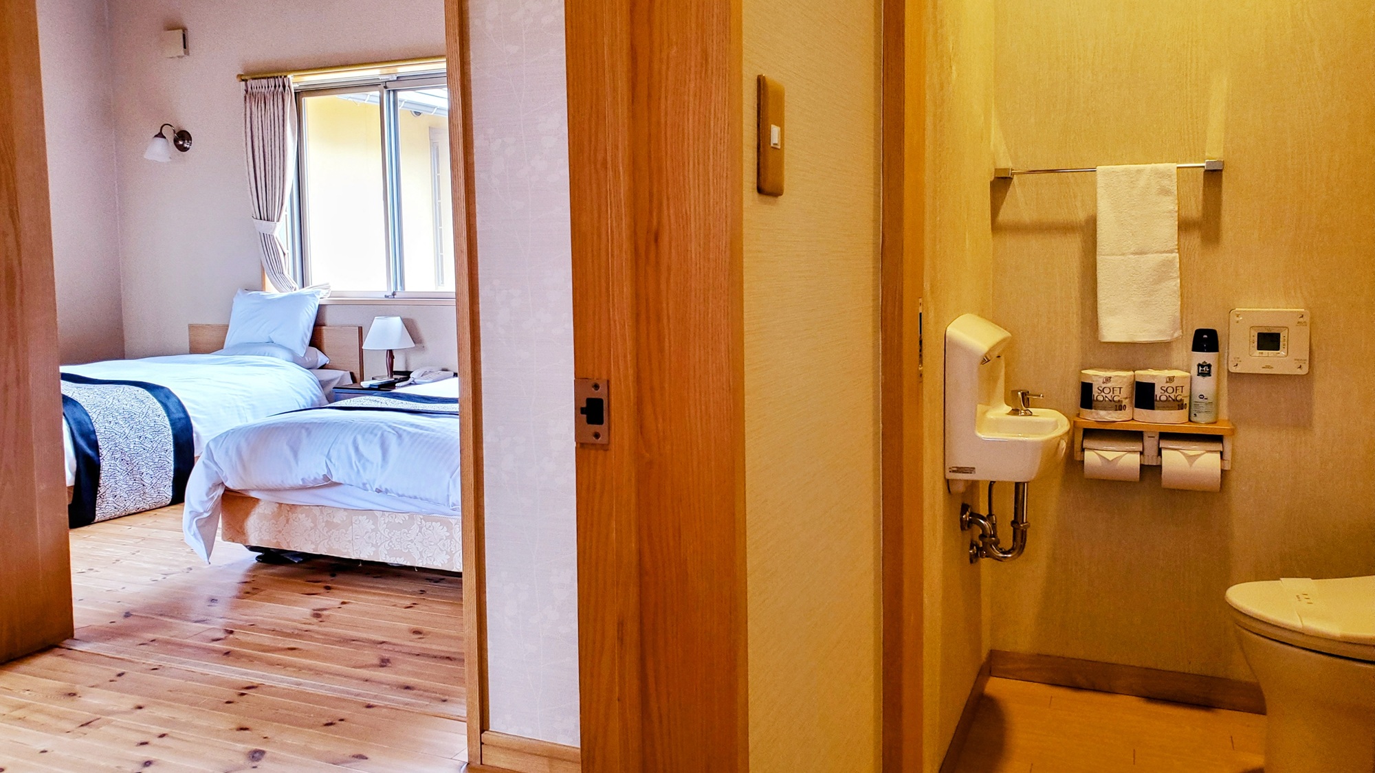 １・２階それぞれにトイレを完備