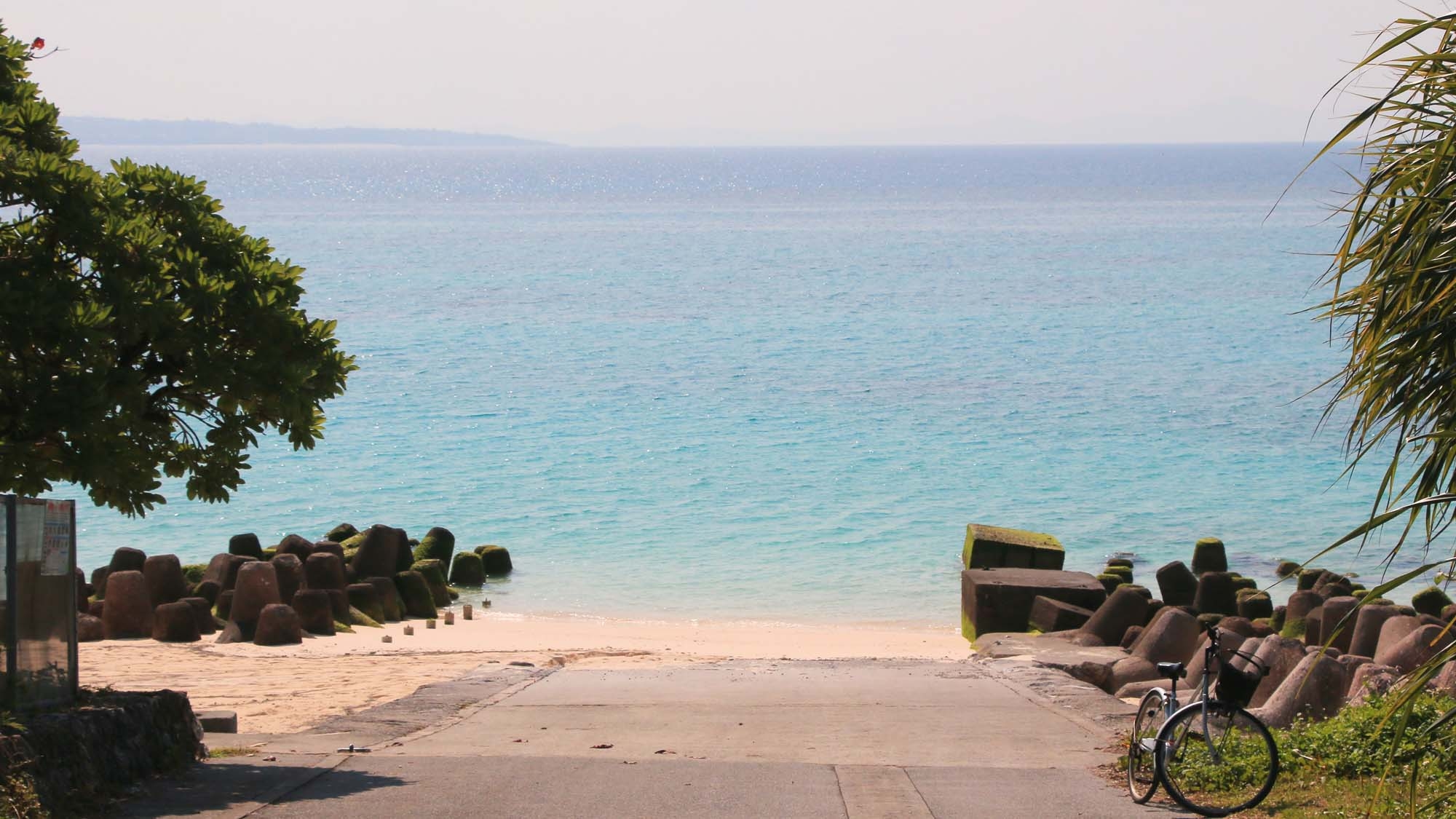 【素泊り】海まで歩いて30秒！伊江島で自由に過ごす♪