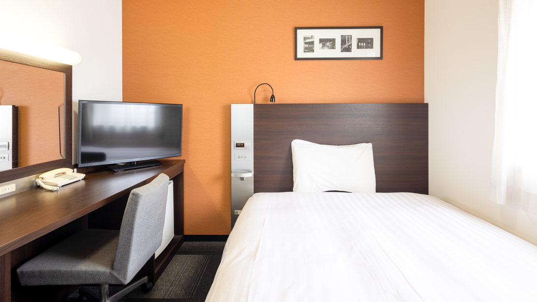 【ダブルルーム】客室の一例