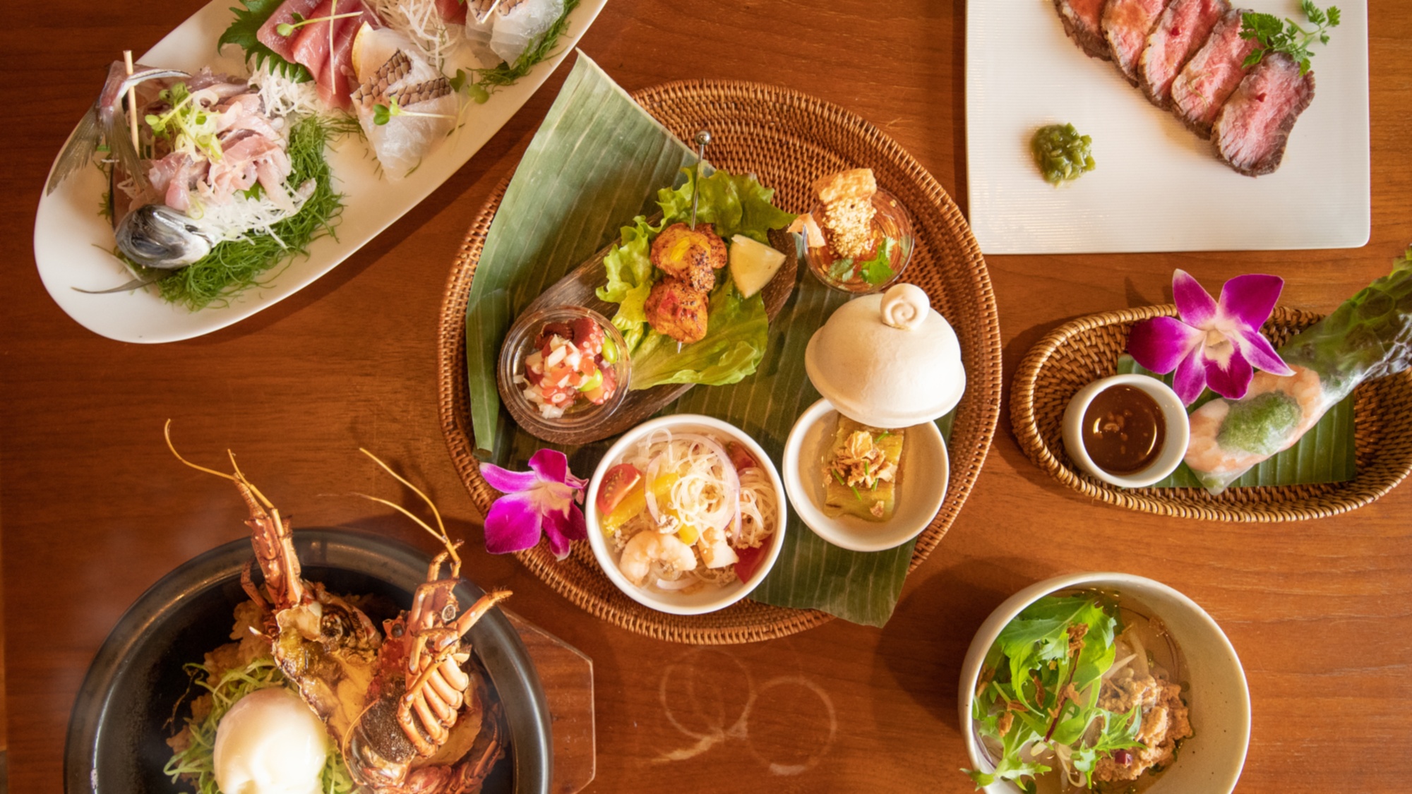 【創作アジアン料理／ご夕食】少しづつ色々なものが食べられる、創作アジアン料理。