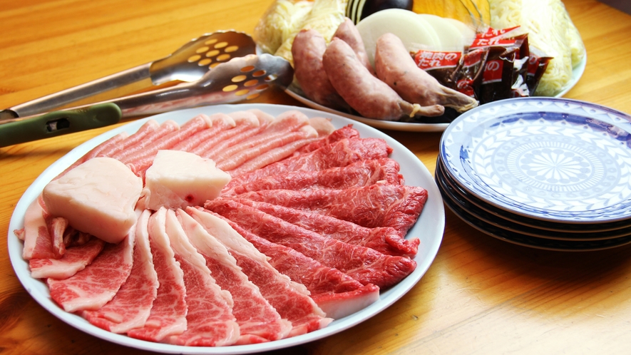 #BBQ　オーナー厳選の国産和牛をこだわりの国産炭火で焼いて食べれば美味しさ格別！　