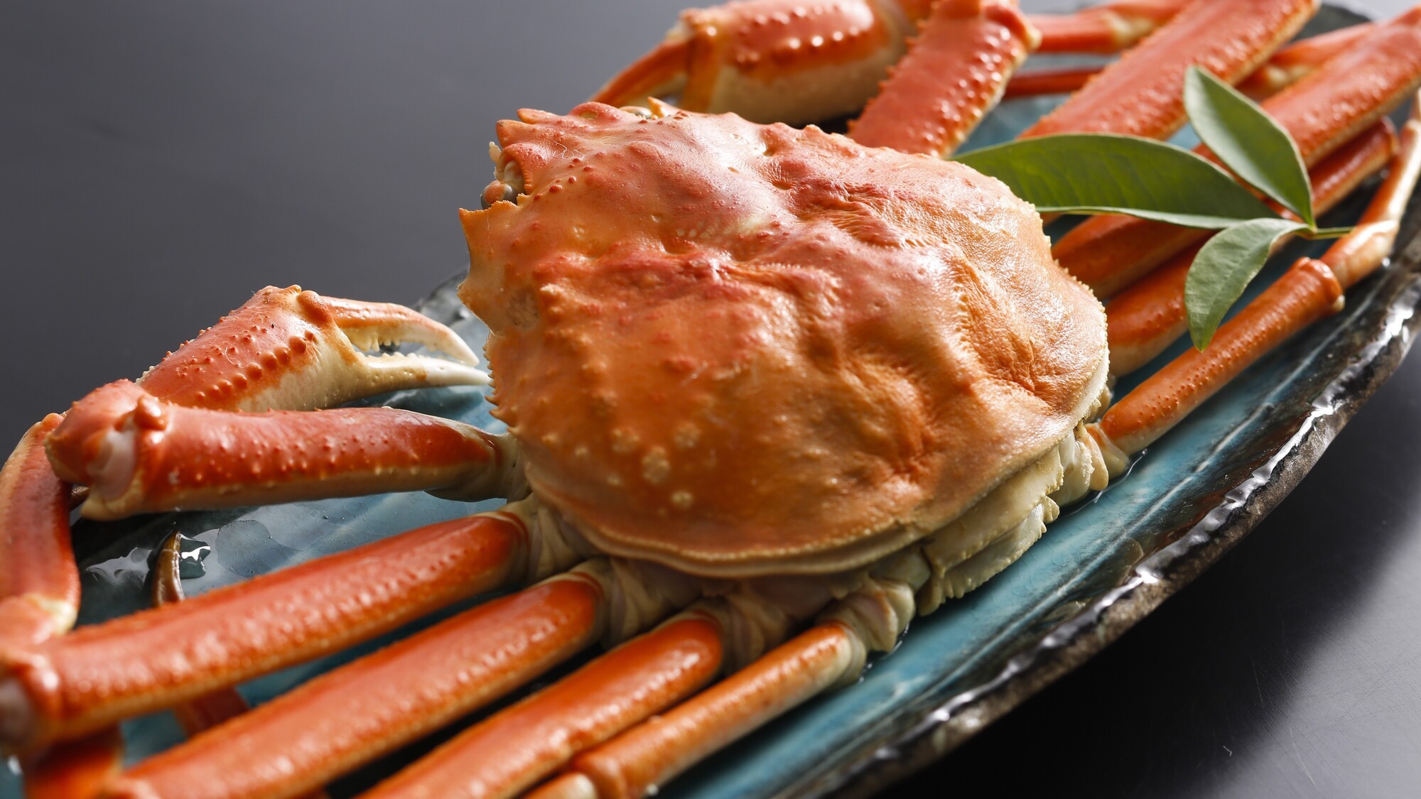 【冬】＜お部屋食＞厳選蟹！800g超の活蟹＆ボイルガニを味わう！味覚を堪能！彩（いろどり）フルコース