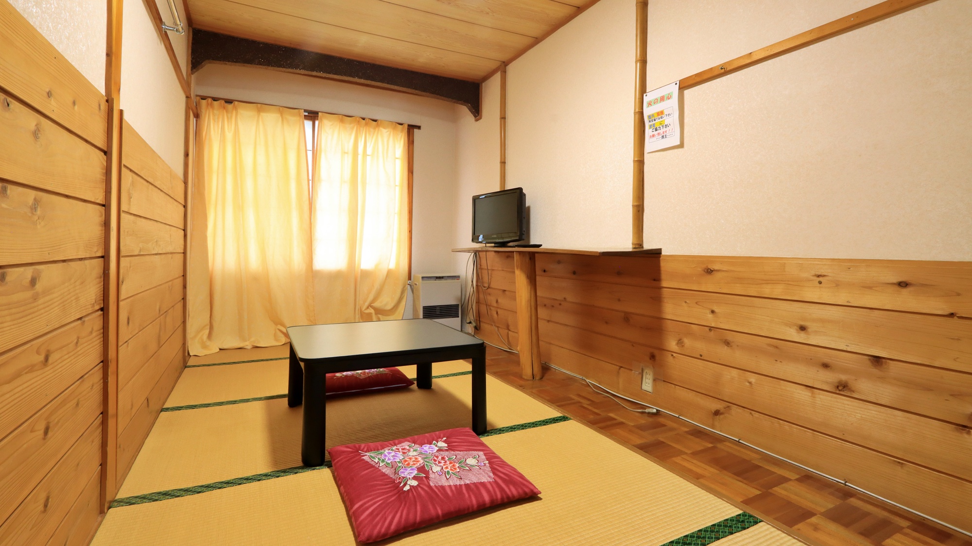 ●本館客室-6畳