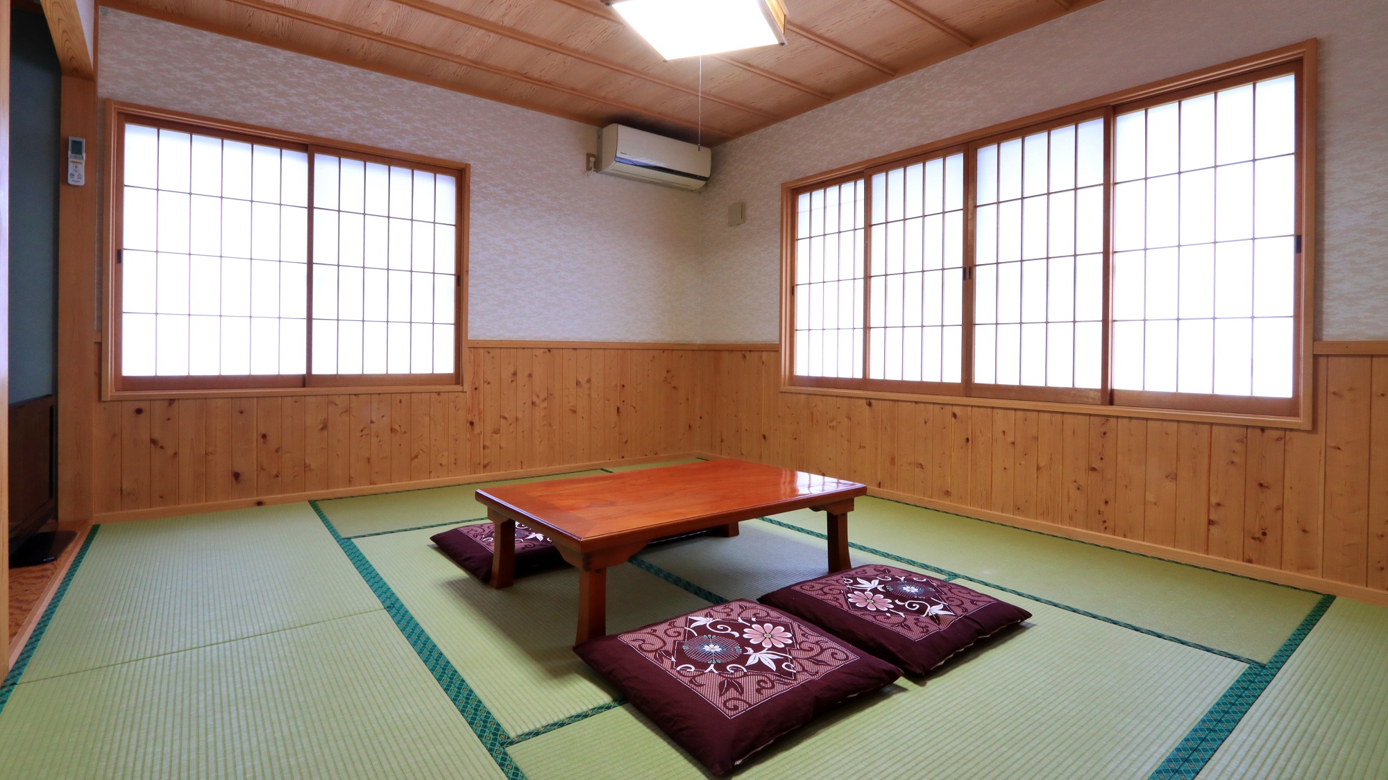 ●新館客室-10畳