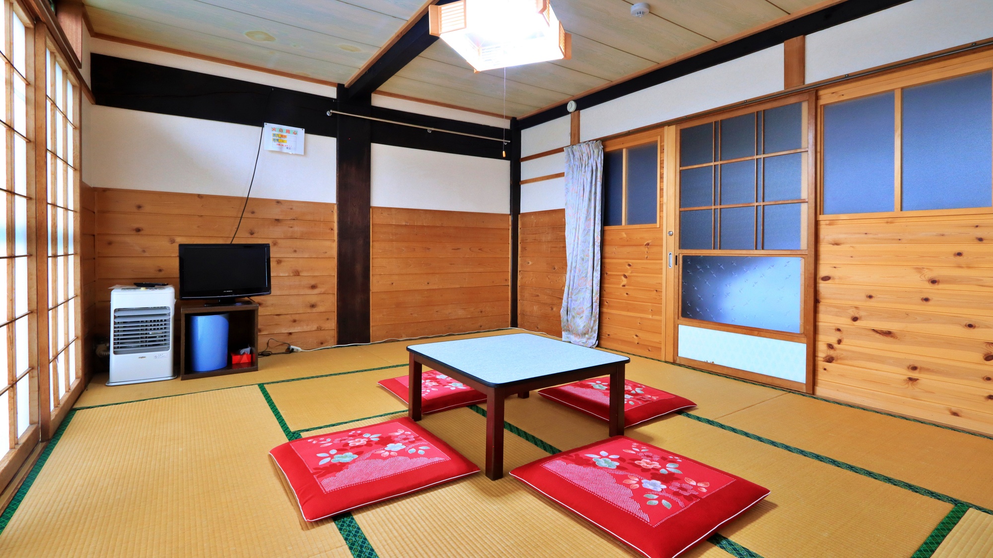 ●本館客室-10畳