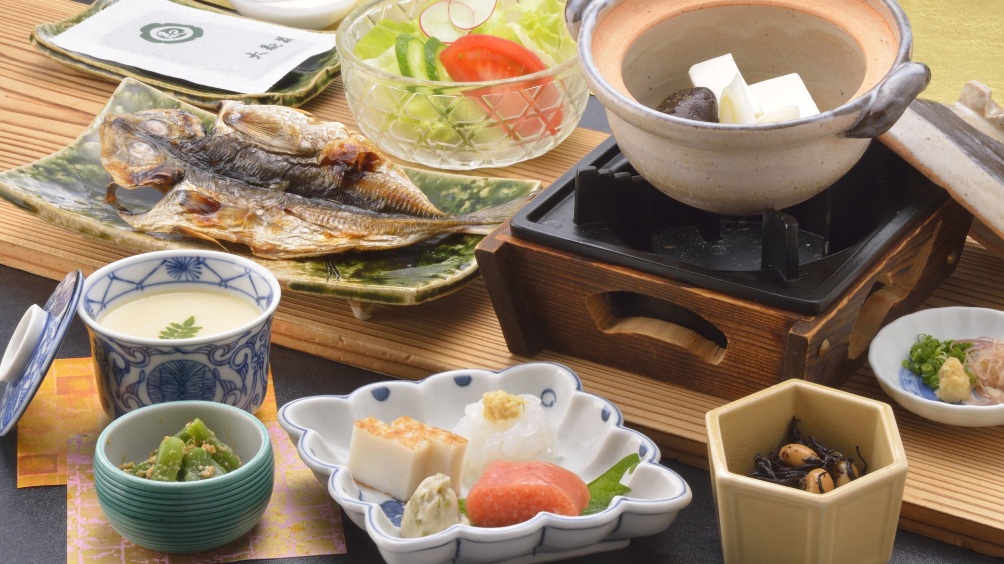 ＜朝食一例＞こちらは和食の一例になります。