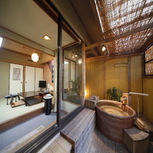 Guest room with open air