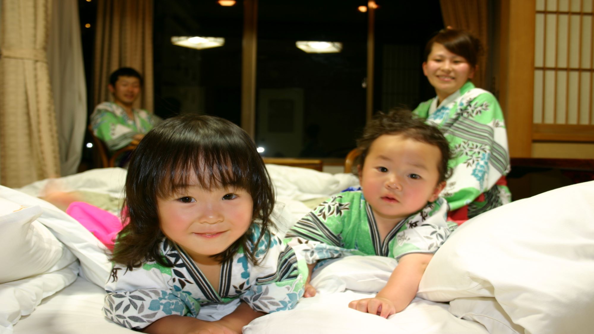 赤ちゃんも安心して泊まれる和室のお部屋。ゆったり10畳以上のお部屋で家族旅行にピッタリ！