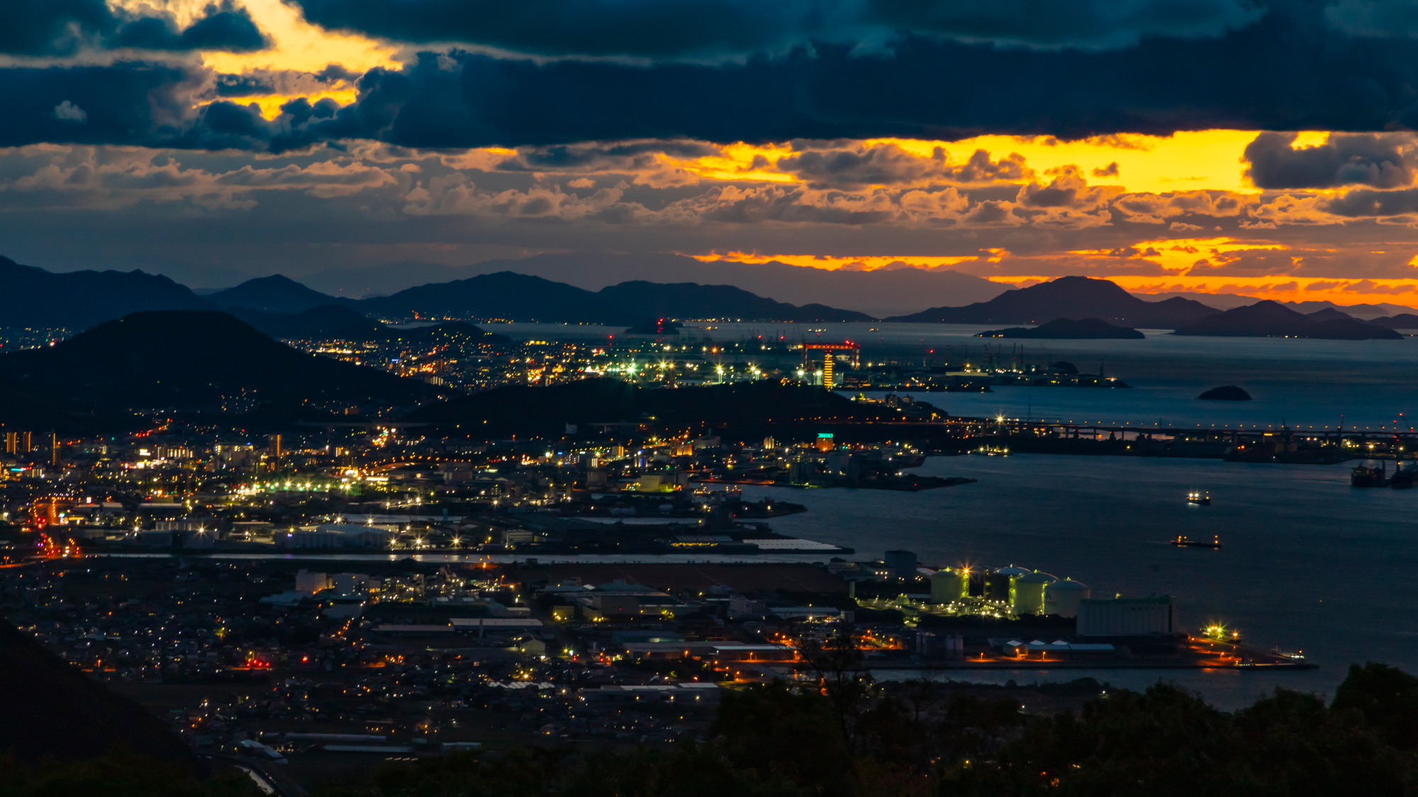宇多津夜景