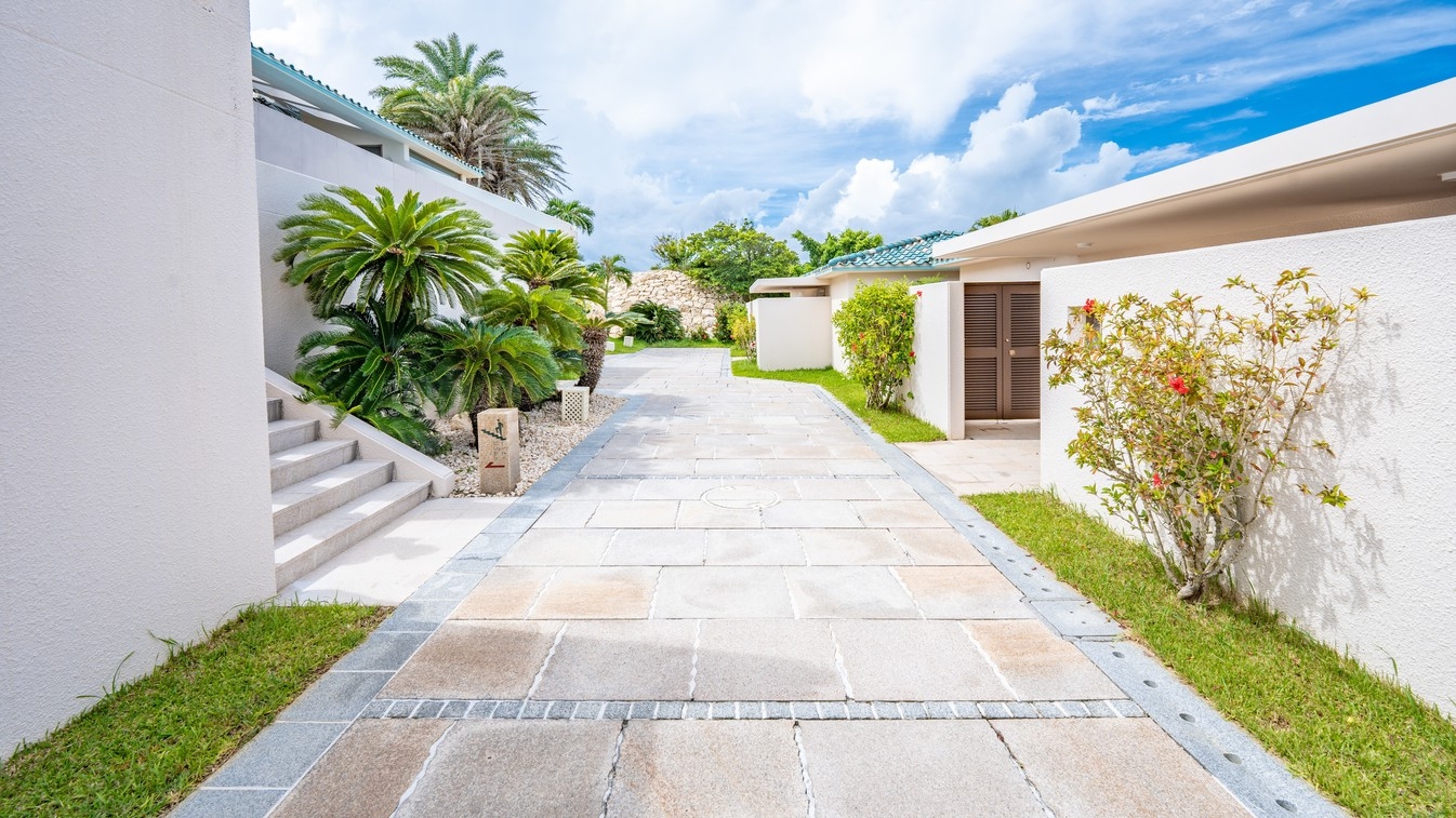 【インルームダイニング】家族と過ごす、穏やかな美食のプライベート時間（夕朝食付）