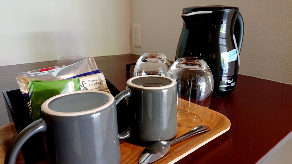緑茶、紅茶、コーヒー、電気ケトル、グラスセット