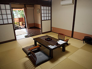 방 1